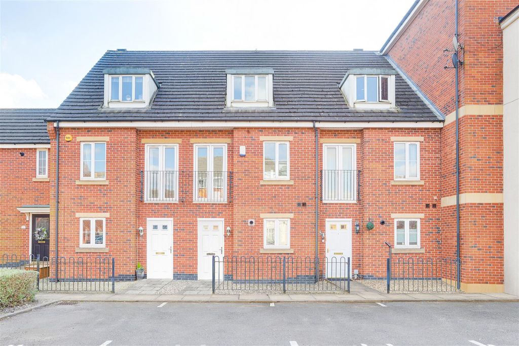 Property photo 1 of 16 4832-1.Jpg