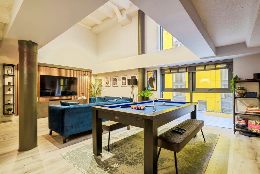 Property photo 3 of 20 Pbox-Img.Jpg