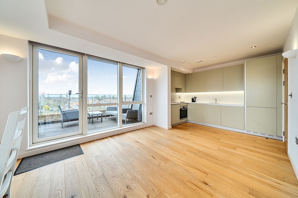 Additional image 7 of 3 bed penthouse for saleEast Street, Epsom KT17