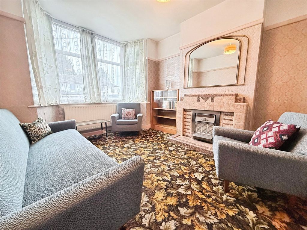 Property photo 2 of 15 Picture 2