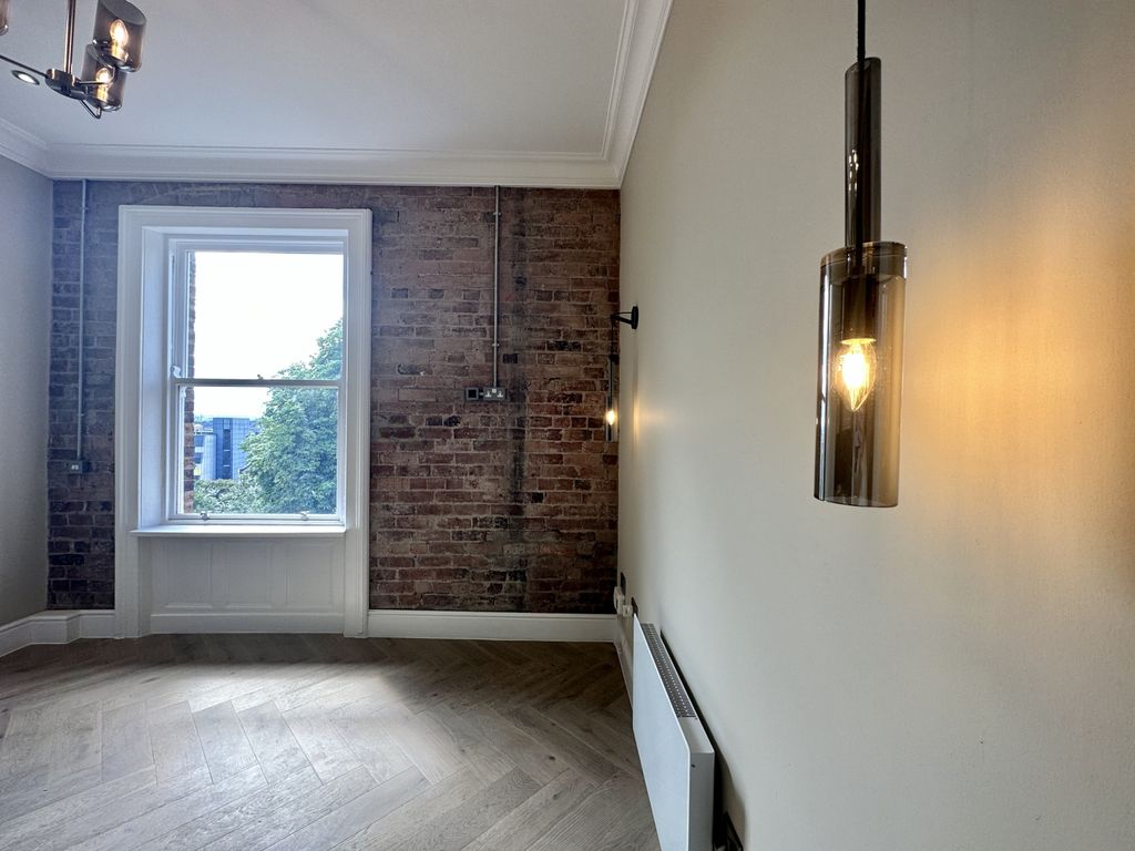 Property photo 3 of 11 Gallery