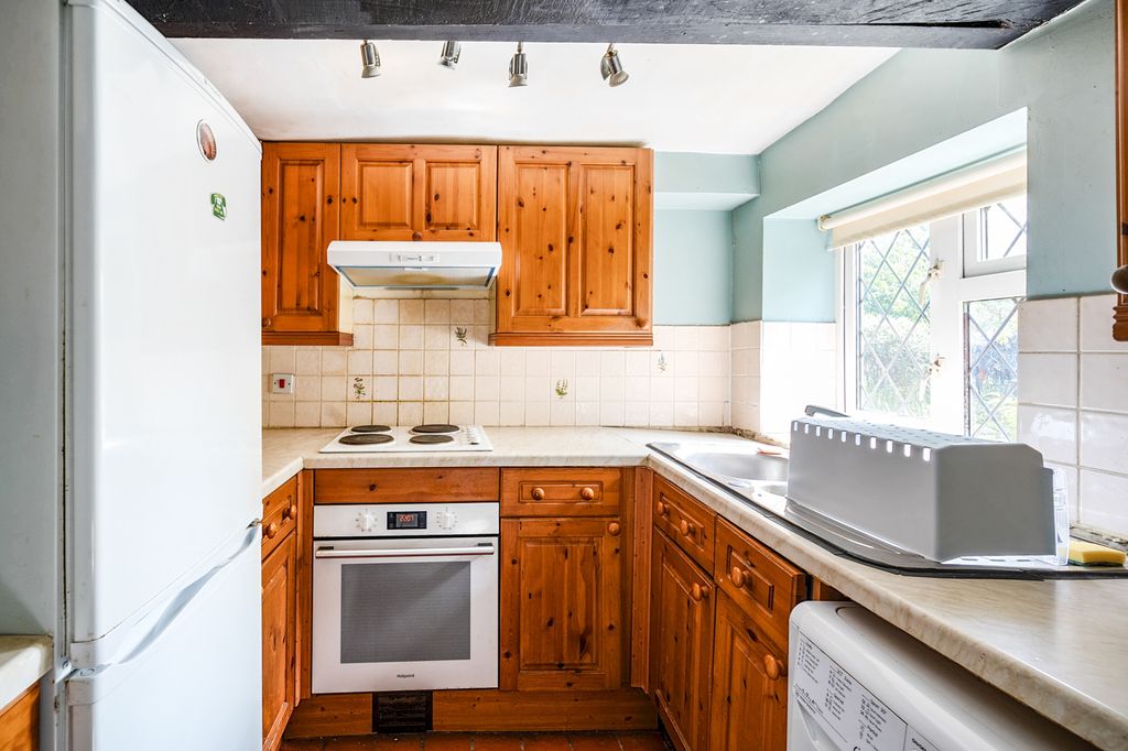 Property photo 3 of 16