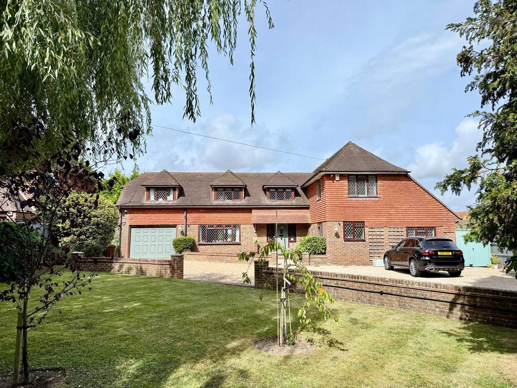 Property photo 1 of 28 Picture No. 05