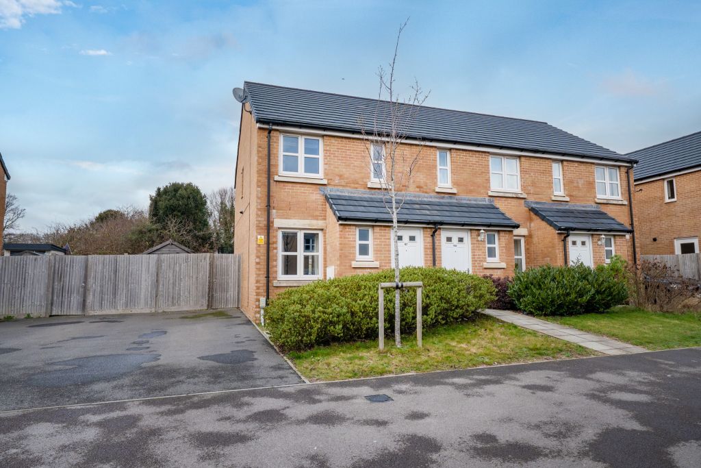 Property photo 1 of 20