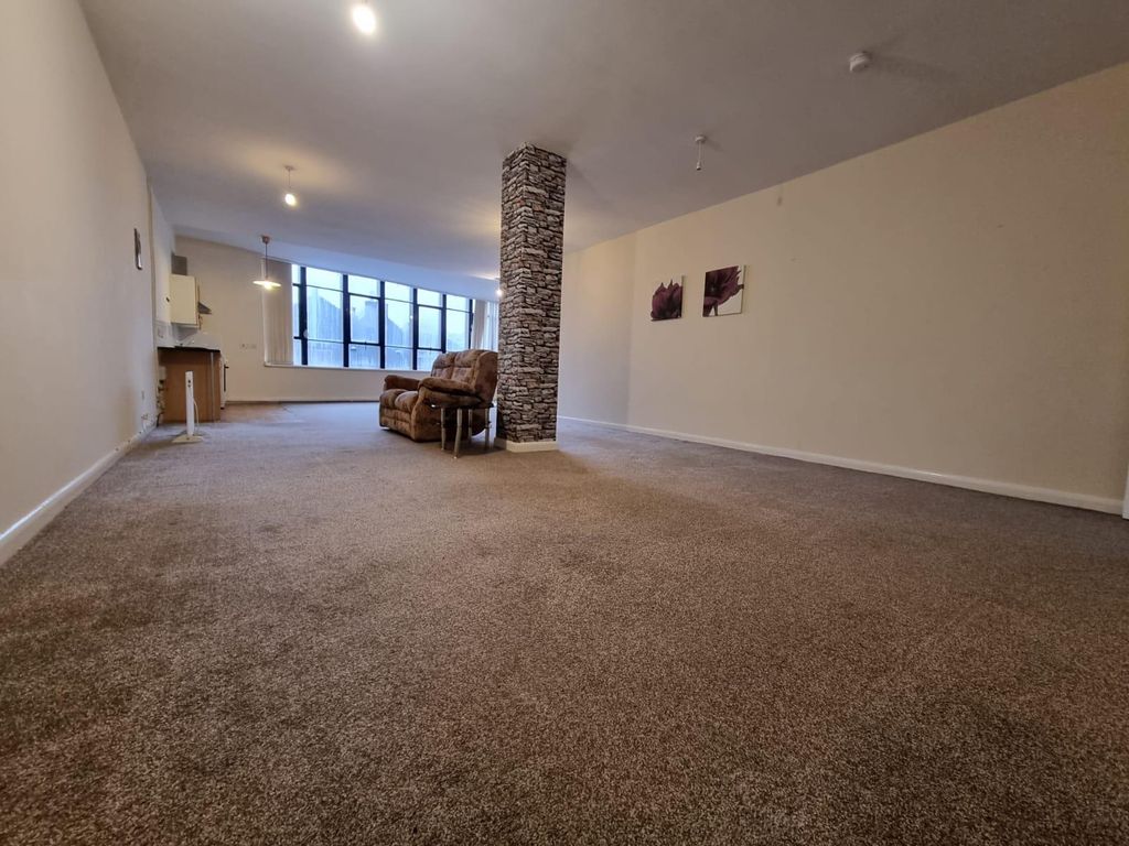 Property photo 1 of 6 Exterior