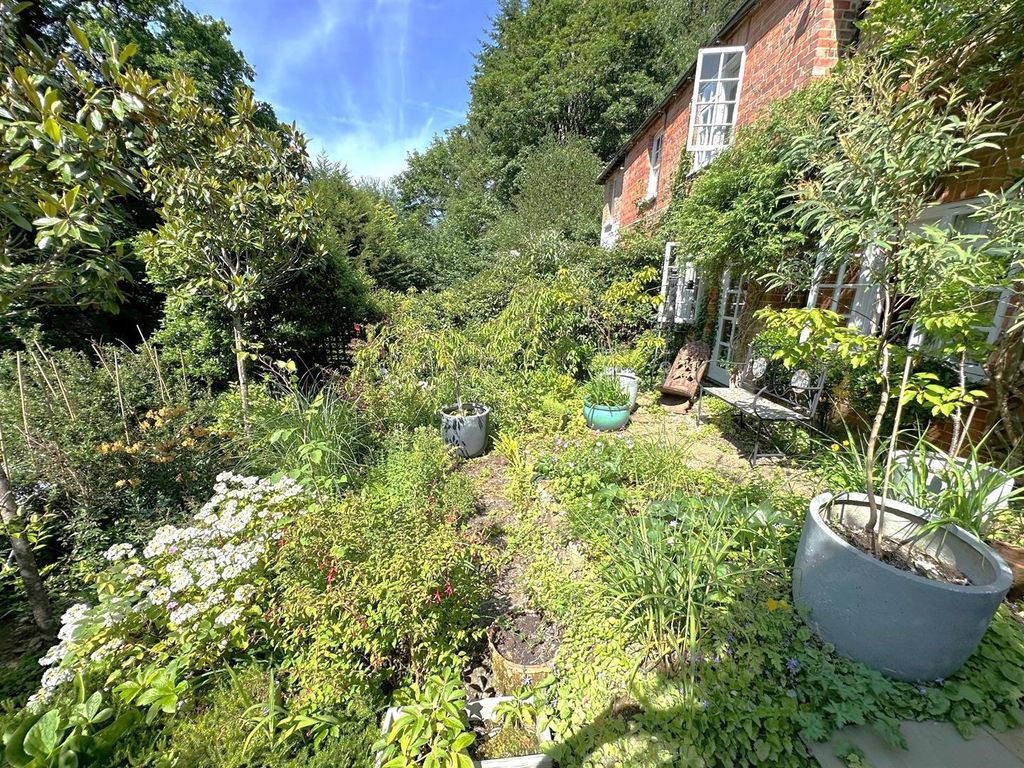 Property photo 3 of 22 Front Garden.Jpg