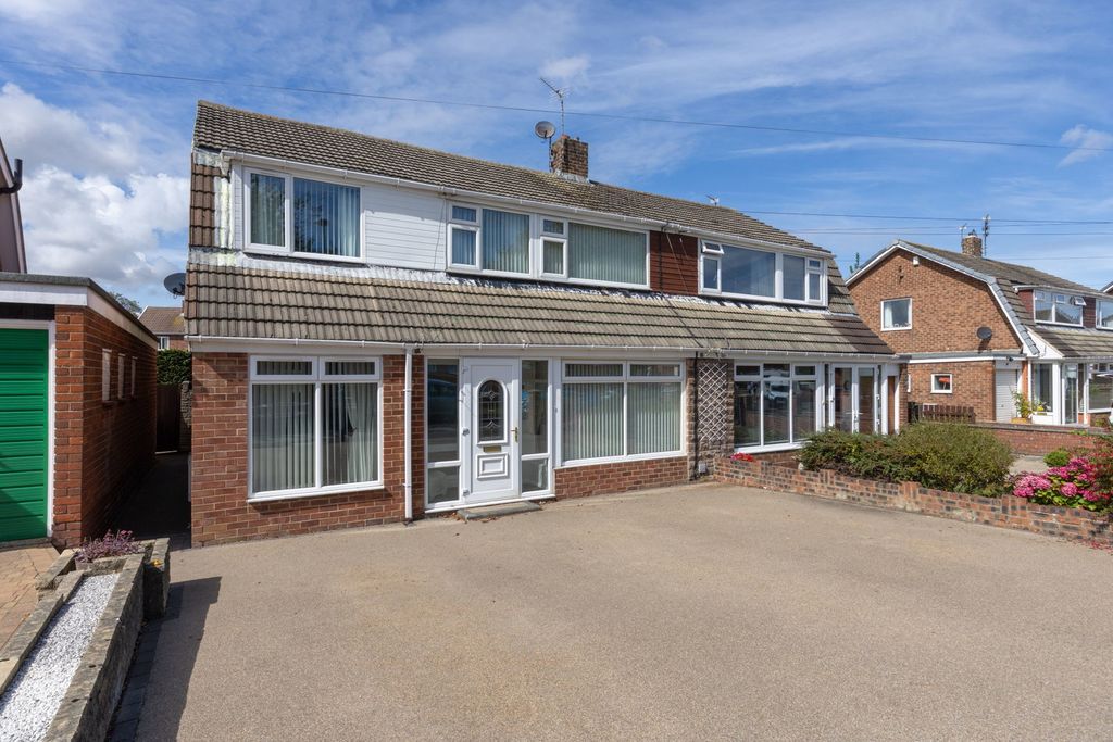 Property photo 1 of 23