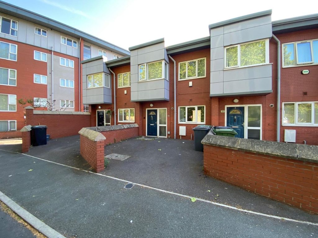 Property photo 2 of 33