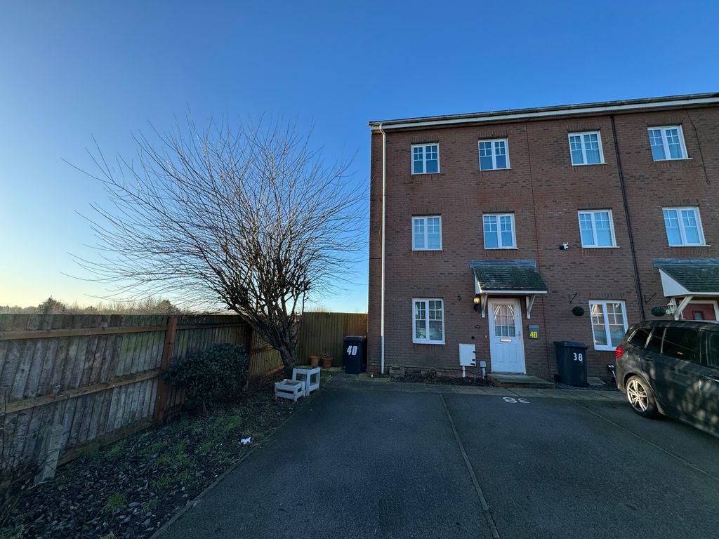 Property photo 1 of 12 Img_0941