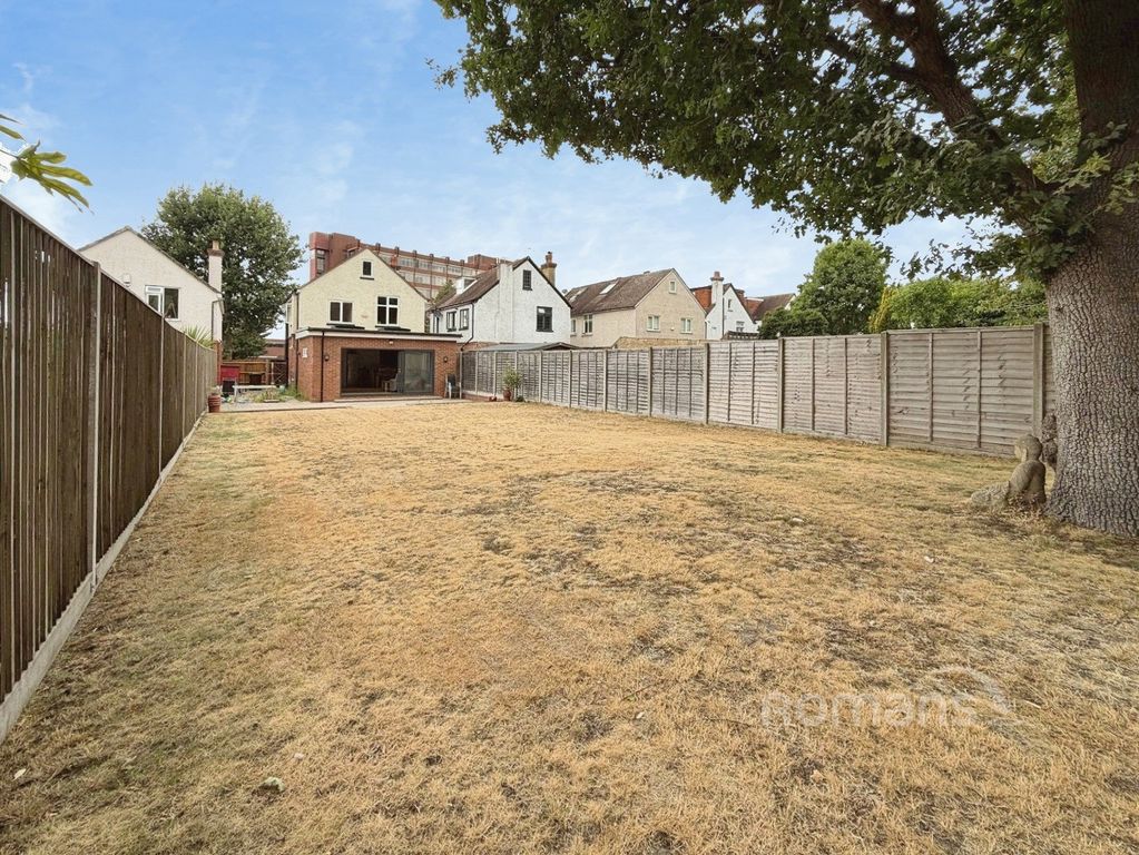 Property photo 3 of 26 Pbox-Img.Jpg