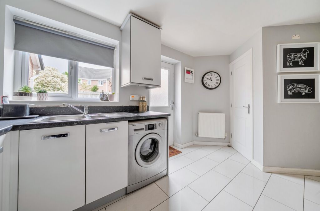 Property photo 3 of 25 1457788-10-6A044B926F9E3