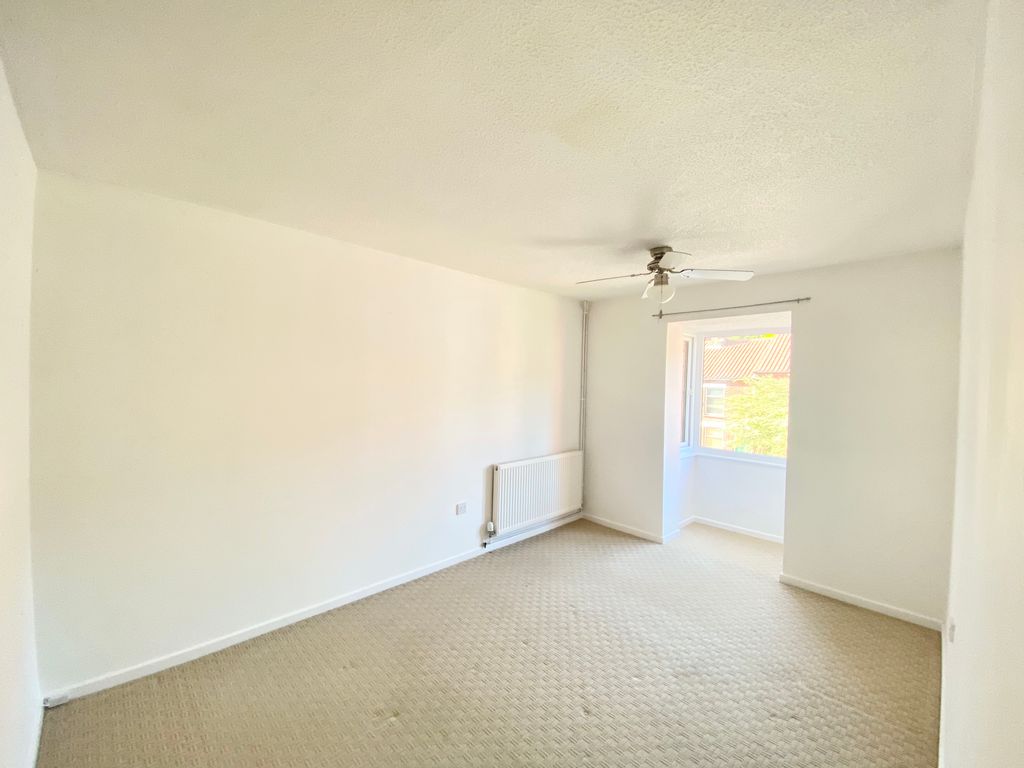 Property photo 3 of 6 Image