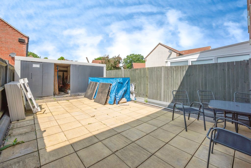 Property photo 3 of 17