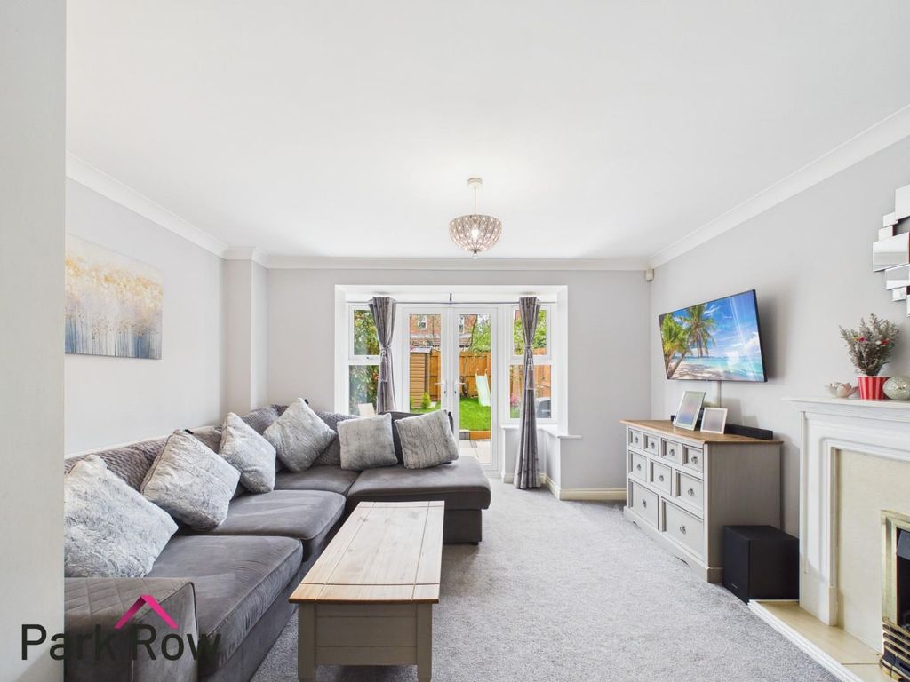 Property photo 3 of 31