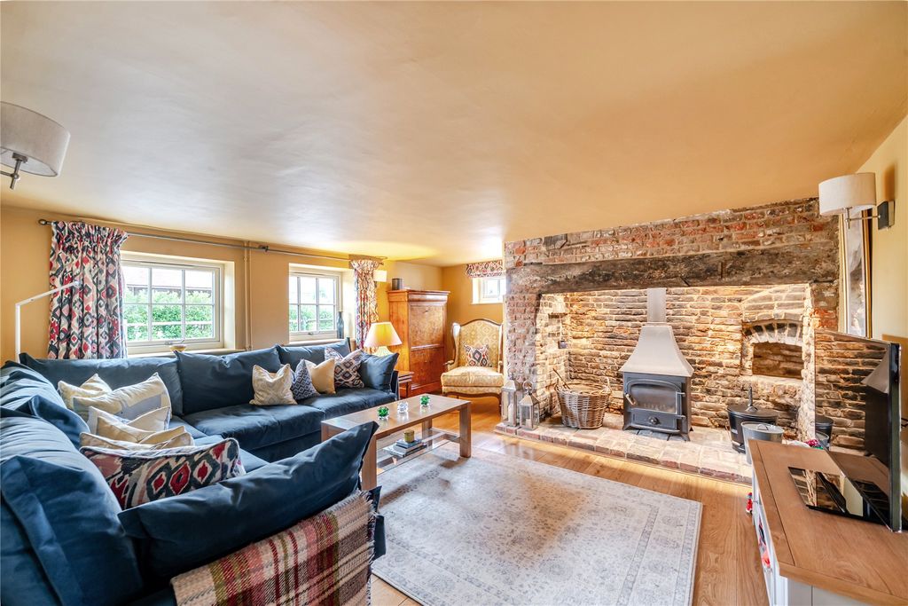 Property photo 2 of 22 Picture No. 12