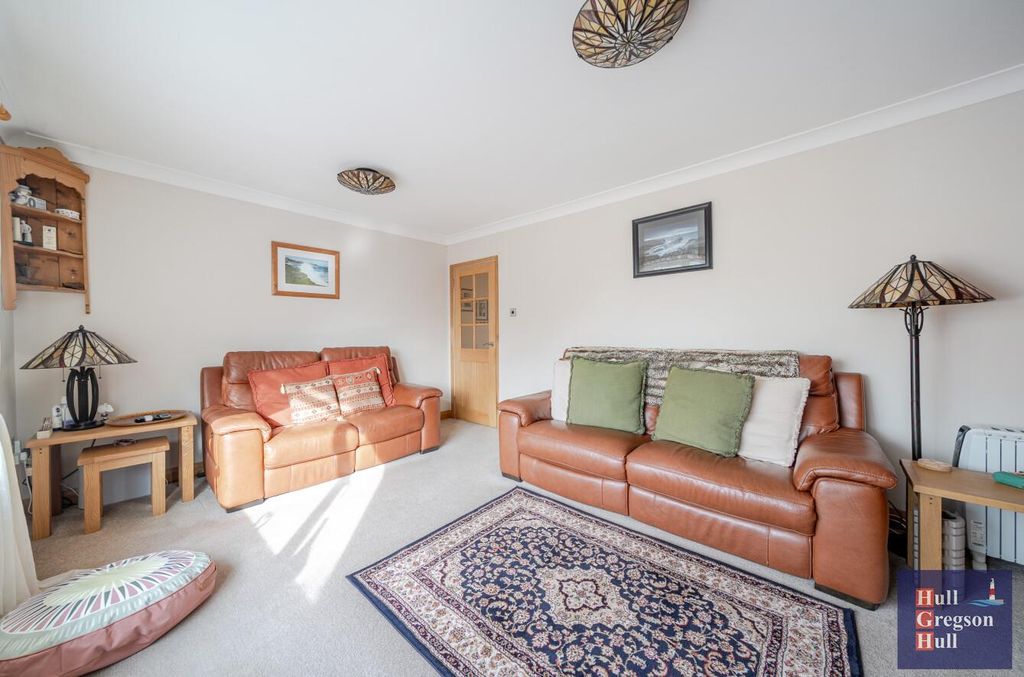 Property photo 2 of 23 8d7d9d84-7Adb-401B-9518-491Ed3B4Ef71.Jpg