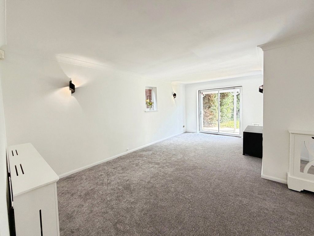 Property photo 2 of 19 Pbox-Img.Jpg