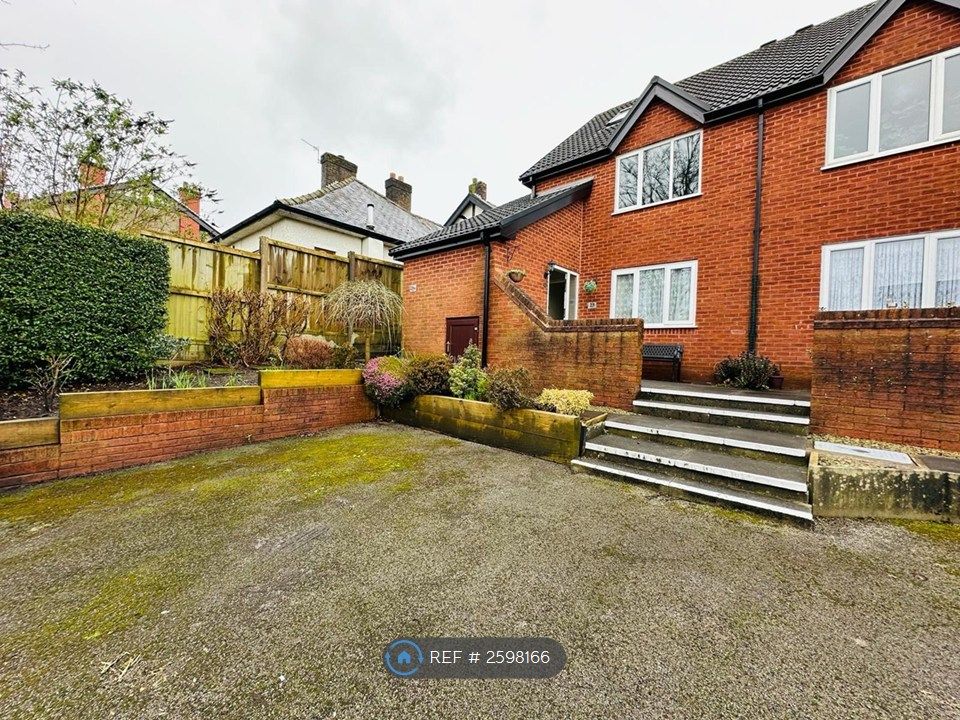 Property photo 2 of 11