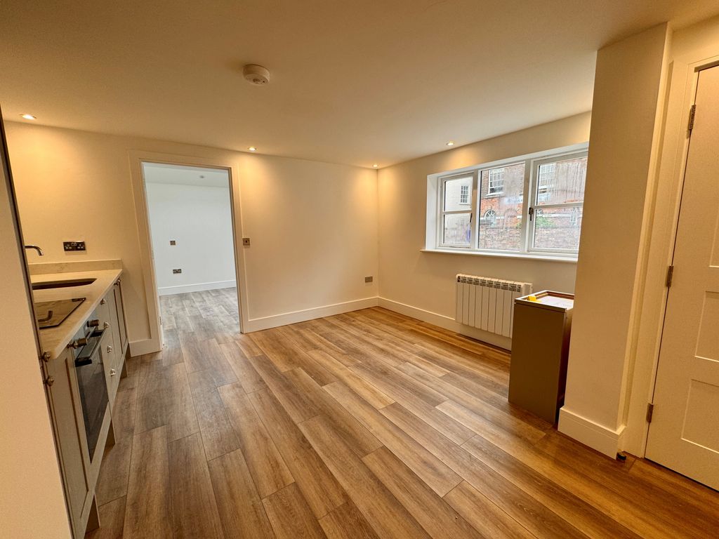 Property photo 3 of 14 Image