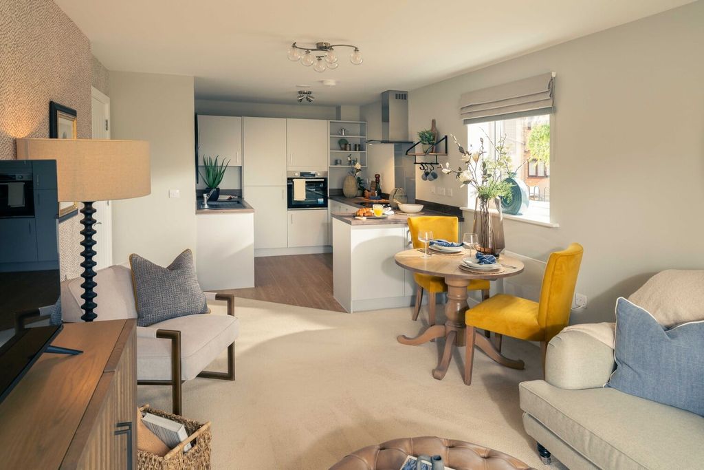 Property photo 2 of 11 Show Home Living Room