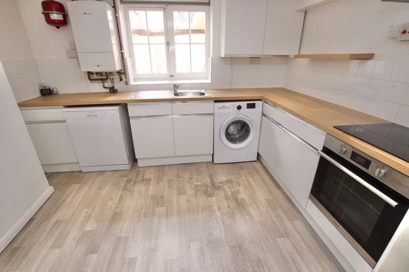 Property photo 2 of 12 Photo 1