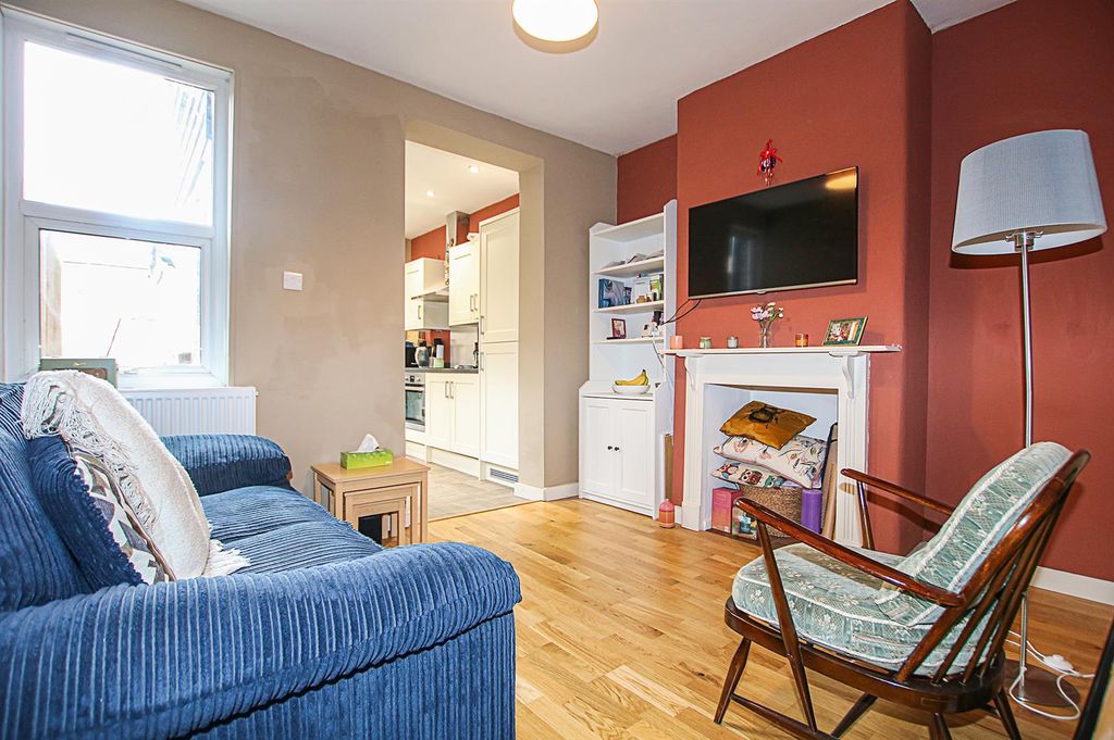 Property photo 3 of 12 Img_0396.Jpg