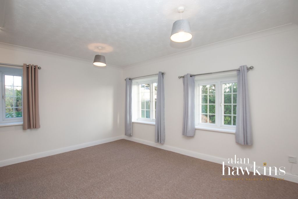 Property photo 3 of 6 Img_0359