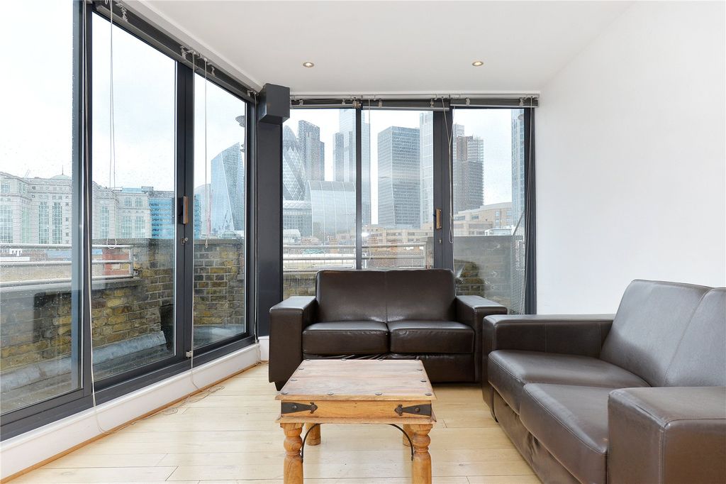 Property photo 3 of 8 Picture No. 07