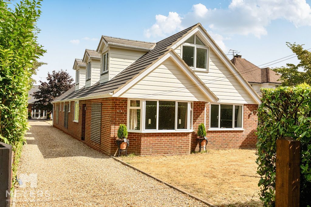 Property photo 1 of 31