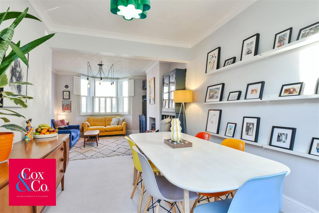 Property photo 3 of 17 81N_2872.Jpg