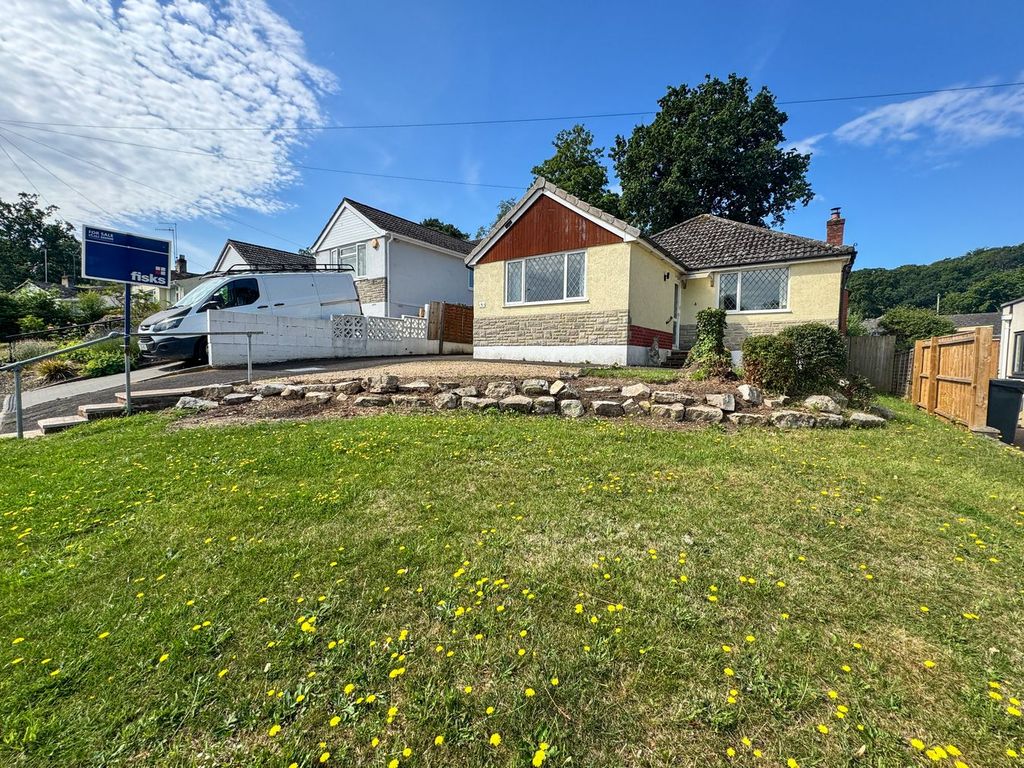 Property photo 1 of 20