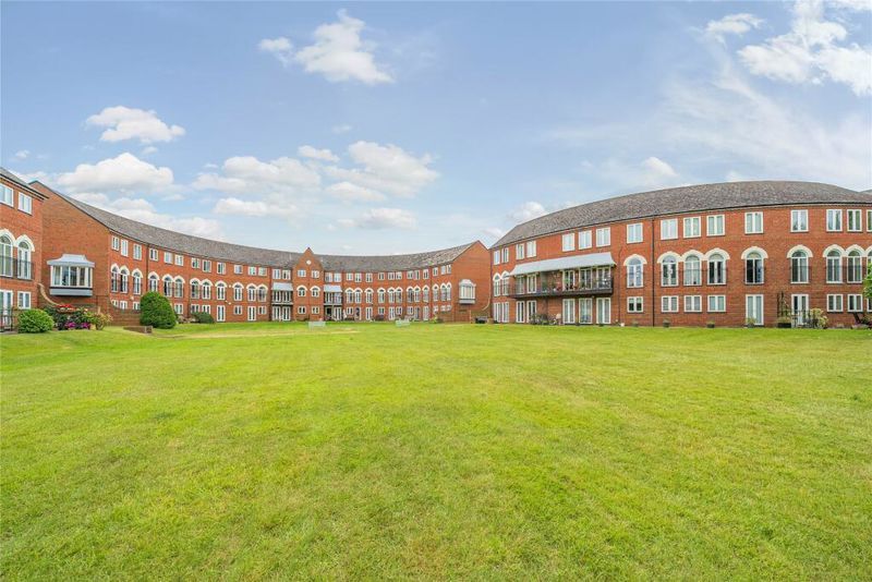 Property photo 1 of 20 Duckmill Crescent