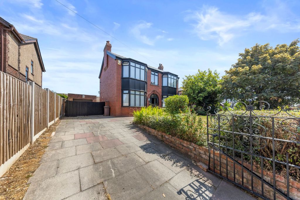 3 bed detached house for saleWinwick Road, Newton-Le-Willows WA12