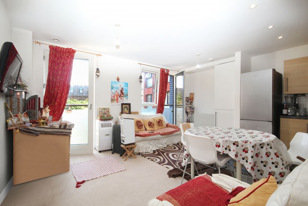 Property photo 2 of 7 Gallery