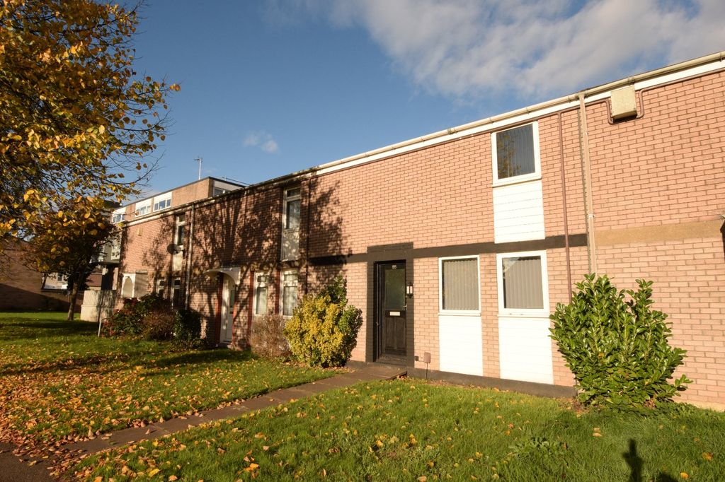 Property photo 1 of 11 Front