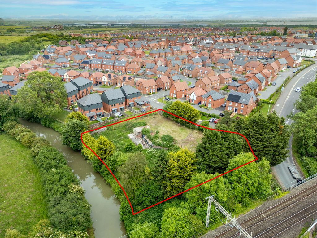 Property photo 1 of 6