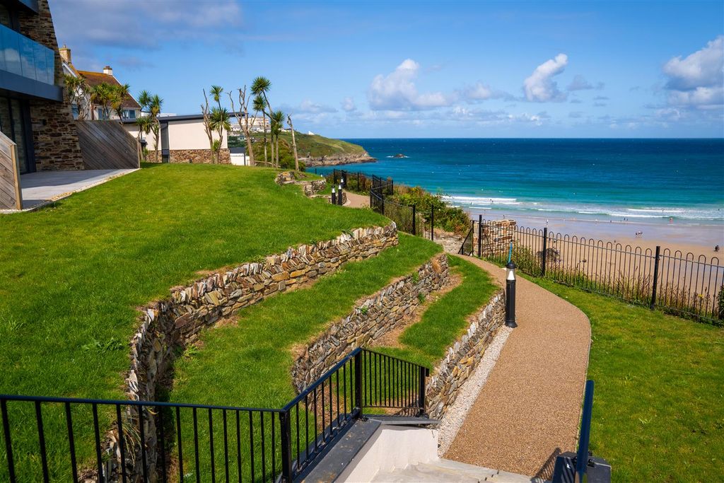 Property photo 1 of 17 Gwel Trebarwith External 3.Jpg