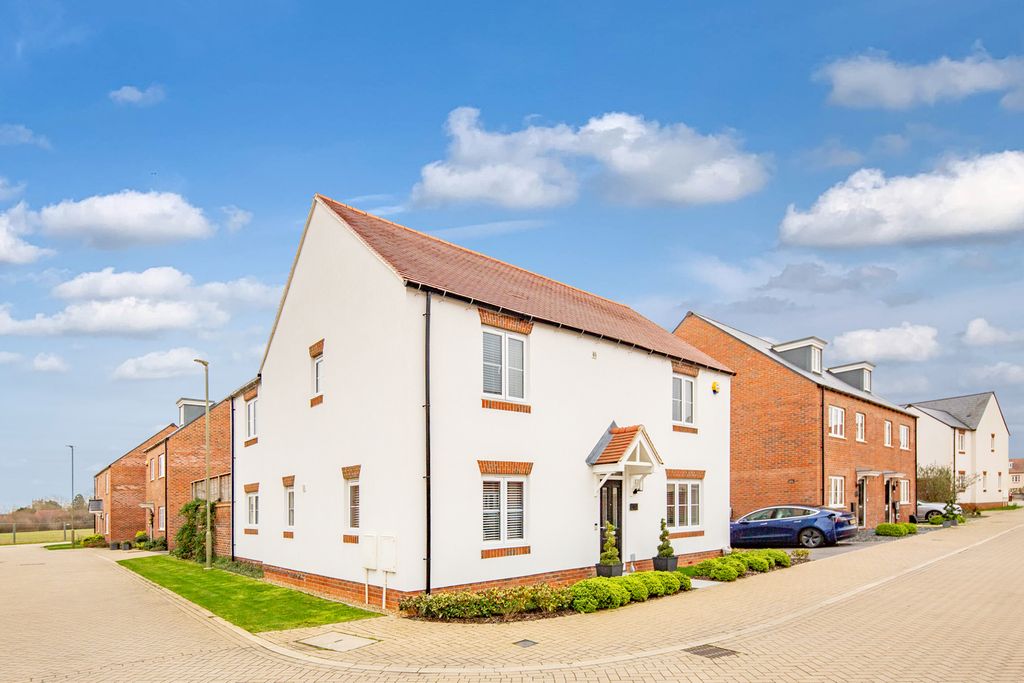 Property photo 1 of 29 Front