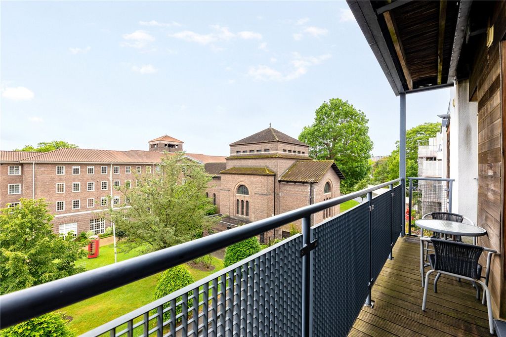 Property photo 3 of 10 Picture No. 09