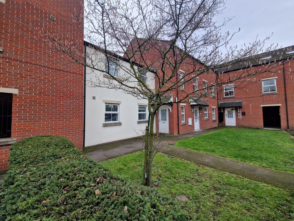 Property photo 1 of 9 Image