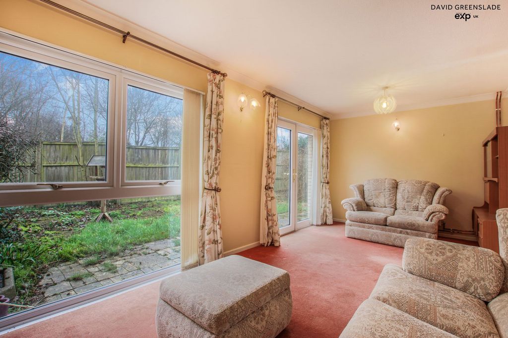 Property photo 3 of 19