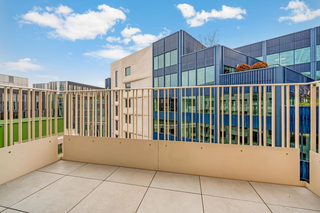 Property photo 2 of 4