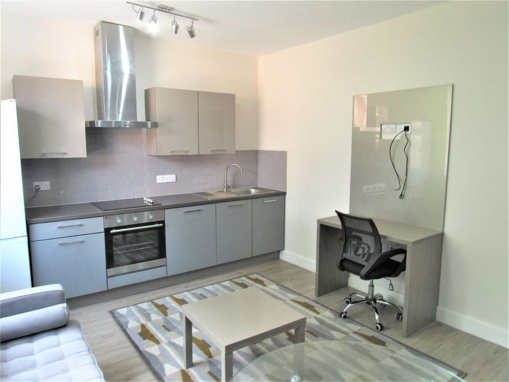 Property photo 3 of 7