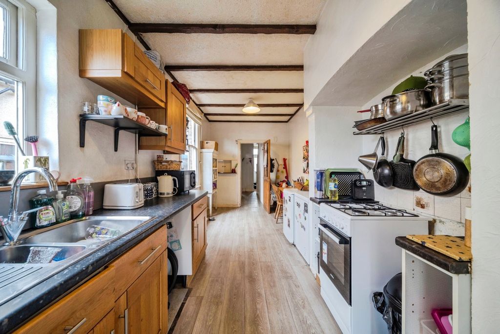 Property photo 2 of 24 Pbox-Img.Jpg