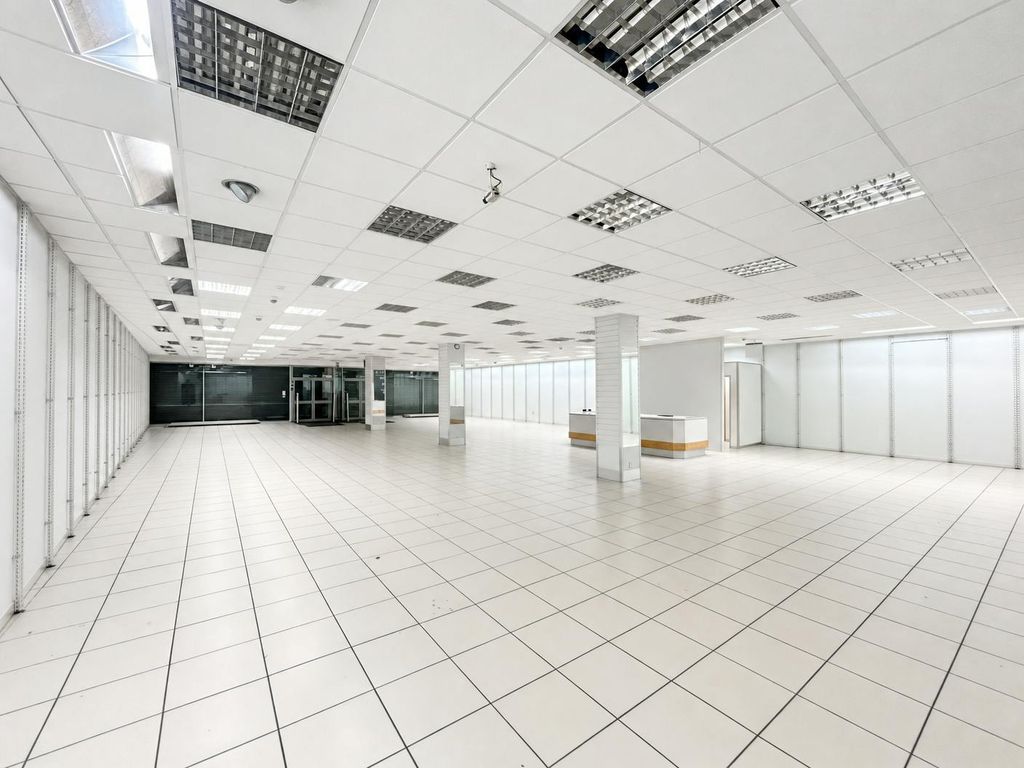 Property photo 3 of 15 1012.Png