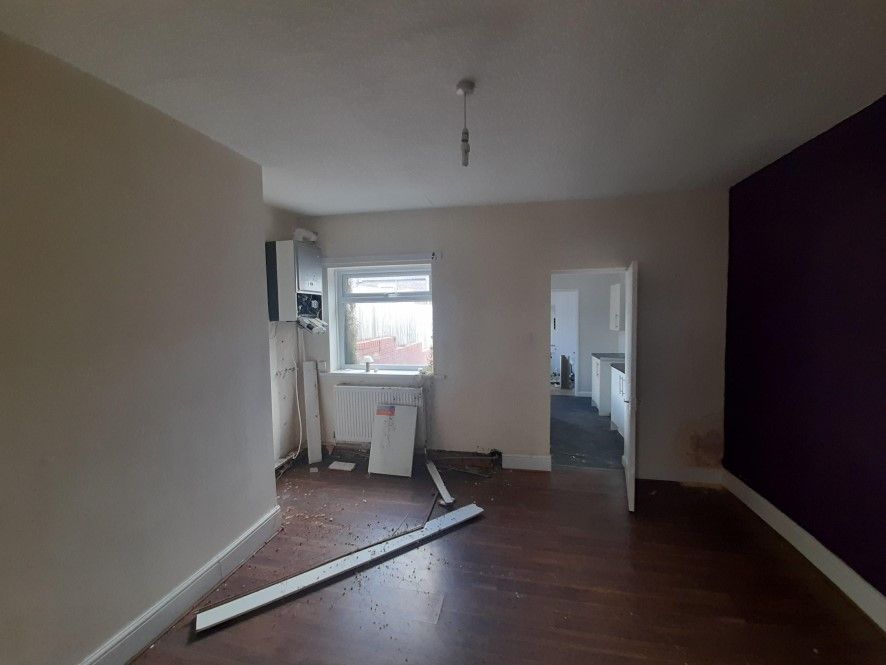 Property photo 2 of 8