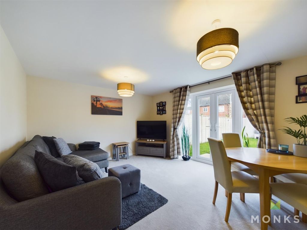 Property photo 3 of 13 Cam01348G0-Pr0562-Still016.Jpg