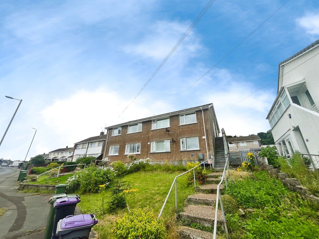 Property photo 1 of 8 Image