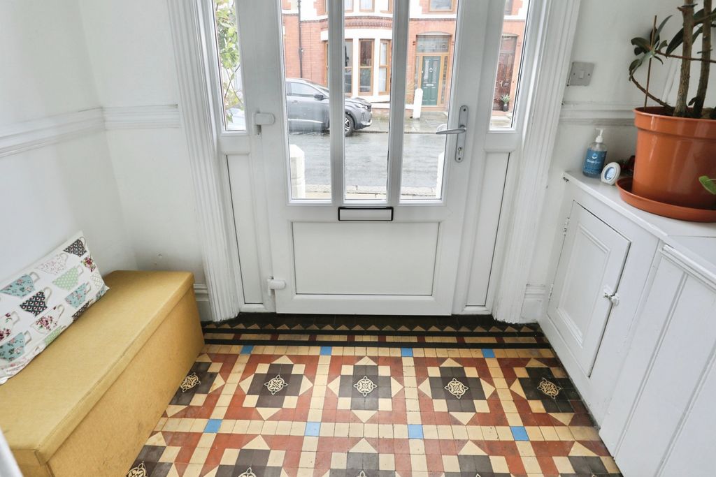 Property photo 2 of 15 Porch