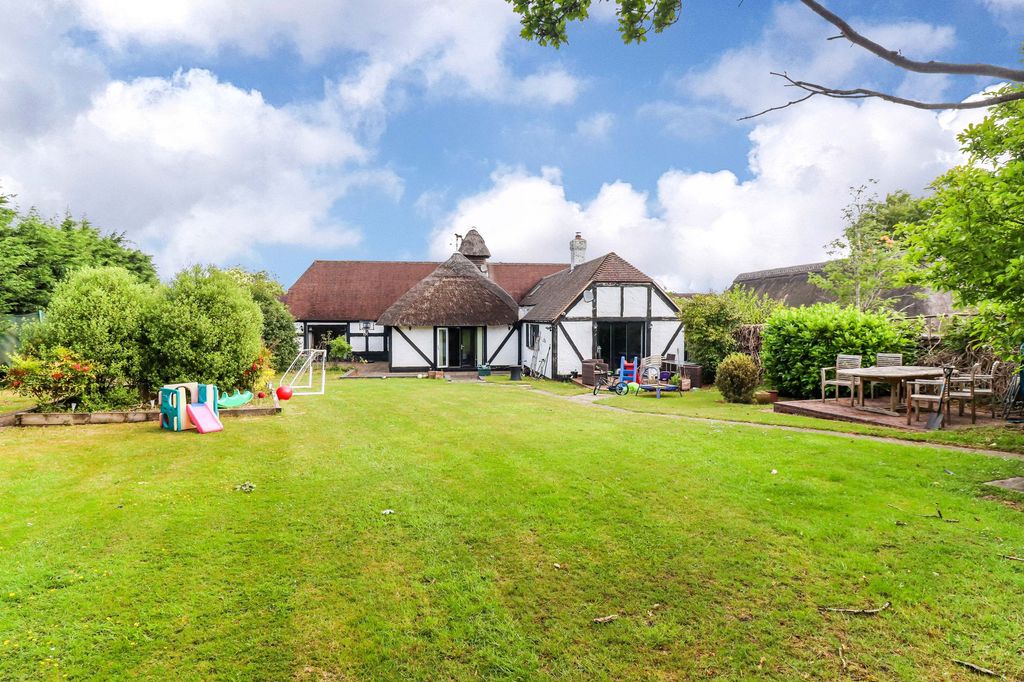 Property photo 1 of 34